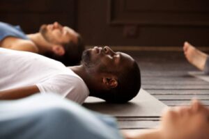 Breathwork Session, Benefits of breathwork, emotionaal trauma release, transcendental and mystical experience, breathwork online